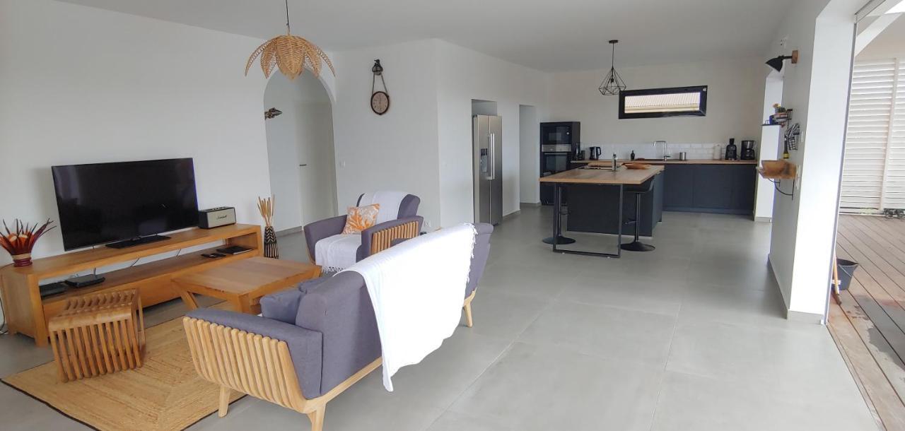 Villa Fleur De Goyave - Tres Bien Ventilee - Vue Degagee Saint-Francois  Exterior foto